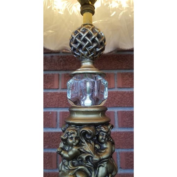 Hollywood Regency Style Cast Brass Putti Cherub Table/Buffet Lamp - Picture 6 of 6